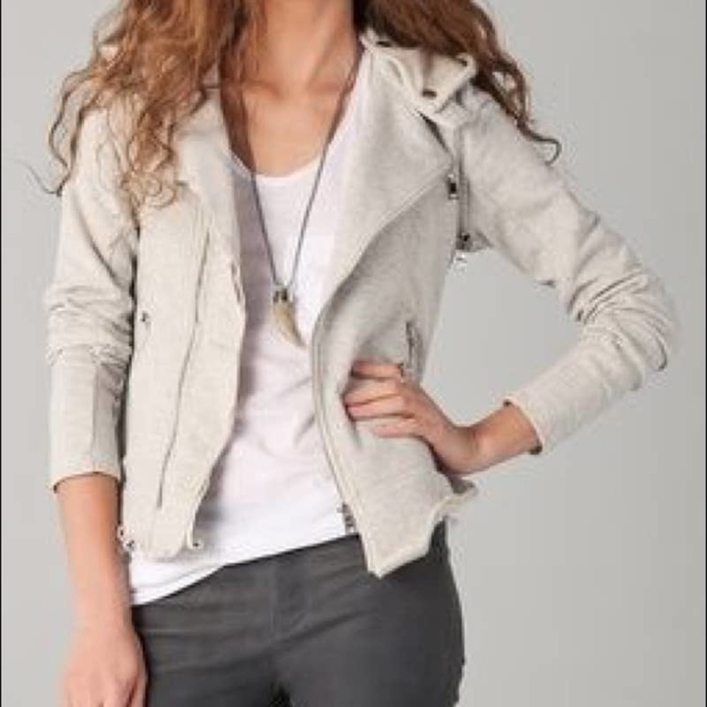 Cabi Ryder Moto Quilted Jacket Size XS Asymmetrical Front Zip Pockets Beige